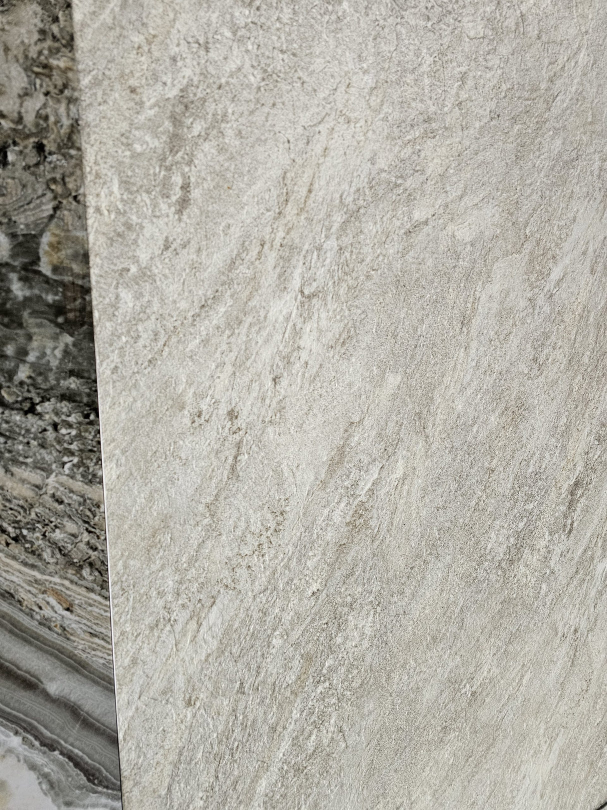 SPC Stone Mat Marmerlook Beige / Grijs 280×120 Wandpaneel
